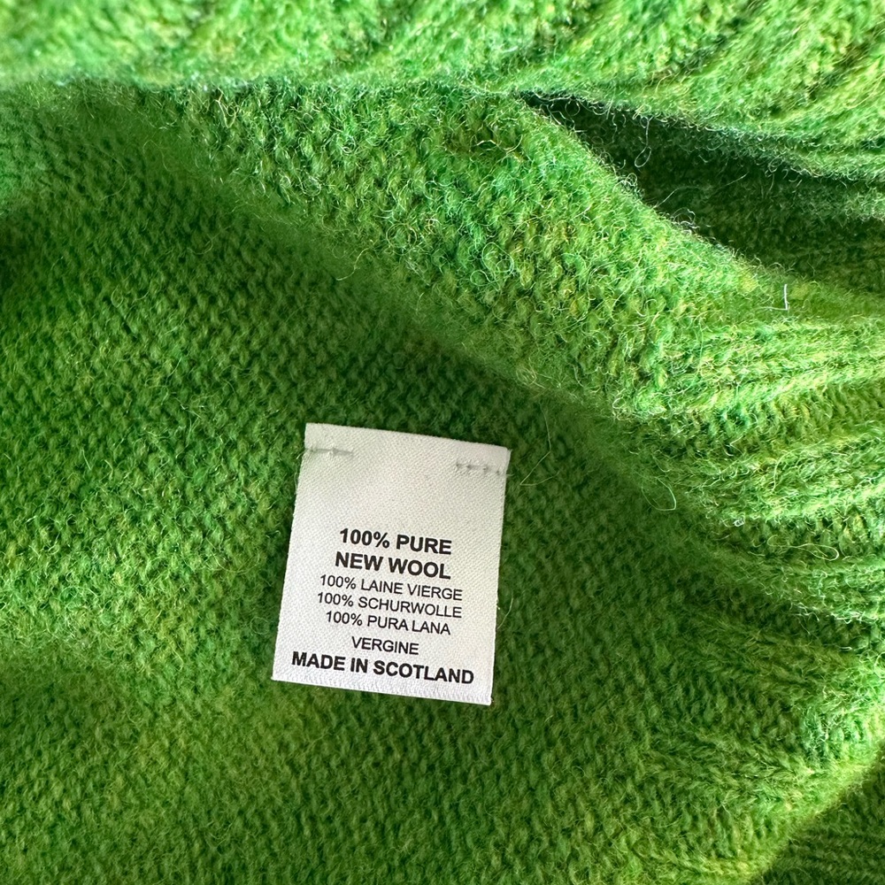 Green Wool Sweater for Men - Picture 4 of 4